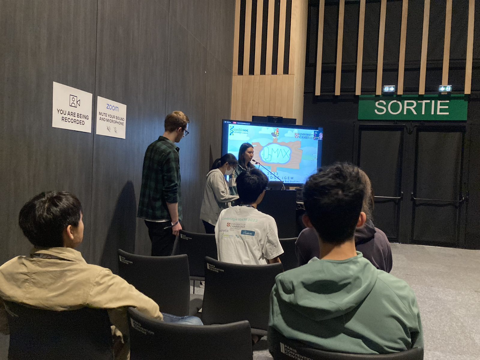 2023 Cambridge iGEM team at Jamboree Judging Session