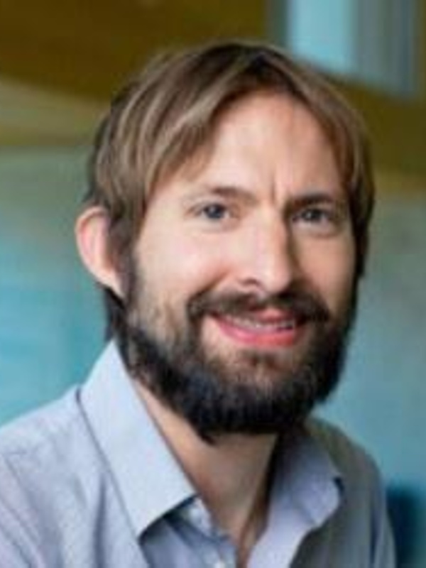 Dr Sebastian  Ahnert