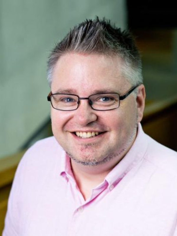 Dr Sebastian Schornack